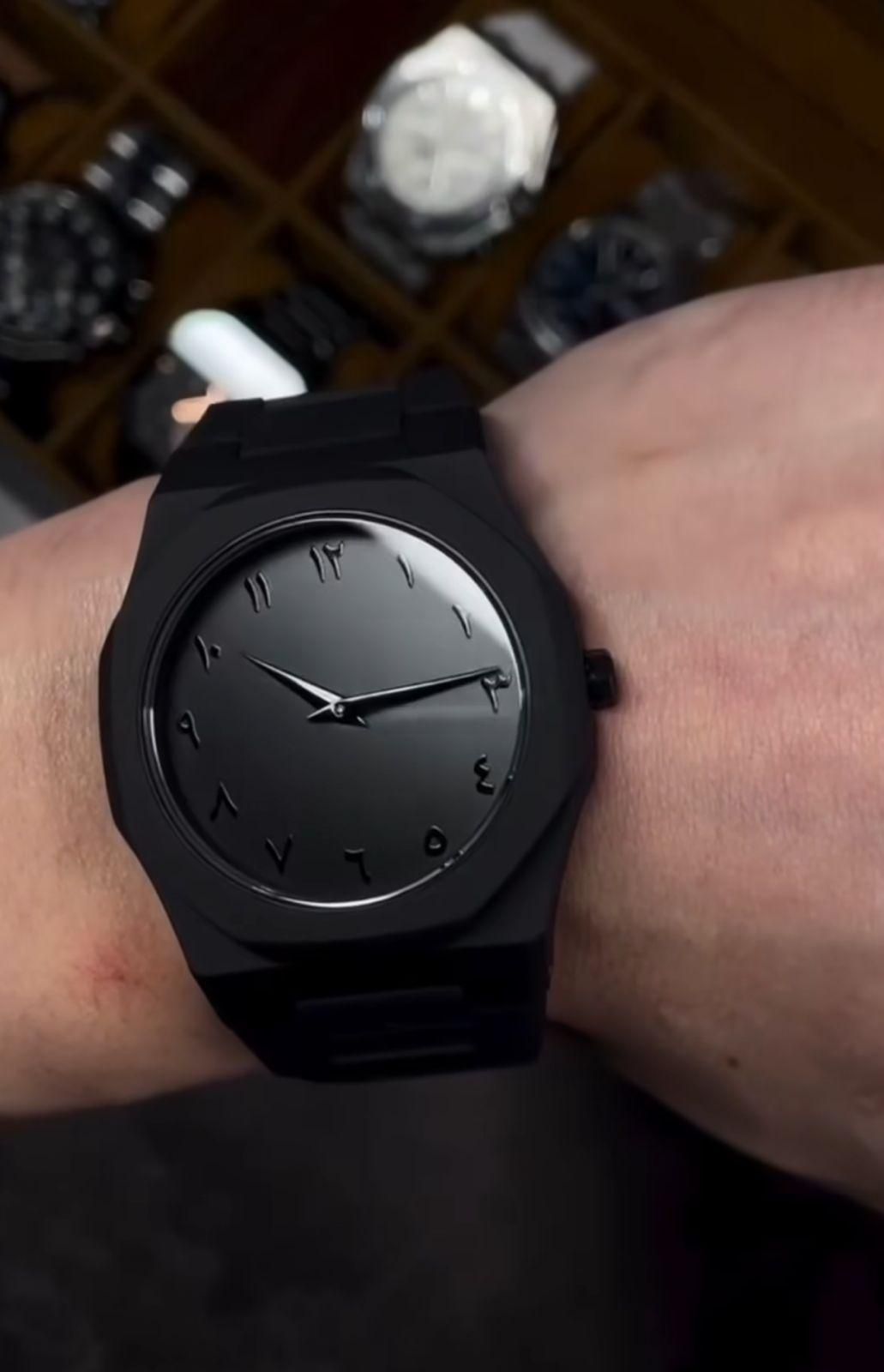 Arabic Dial Polycarbonate Analog Watch - Nithin's Garage