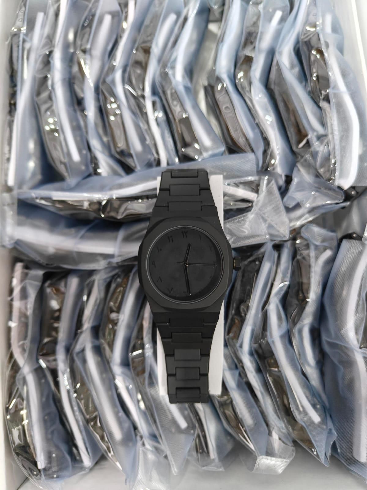 Arabic Dial Polycarbonate Analog Watch - Nithin's Garage